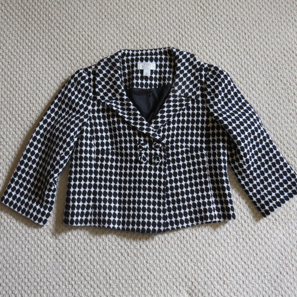 LOFT Jackets & Blazers - Ann Taylor LOFT 0P Cropped Black & White Jacket